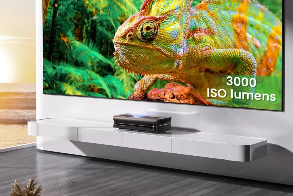 AWOL Vision 3500 Pro smart home projector